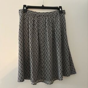 LOFT black and white skirt